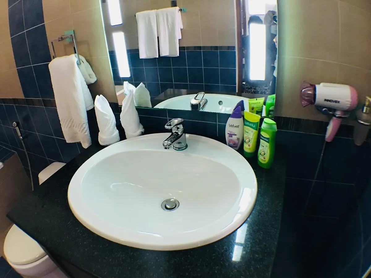 Villa Familia Kandy Hotel